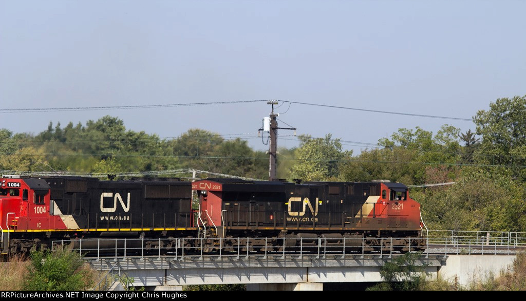 Canadian National 2321 heads eastbound at Matteson Illinois